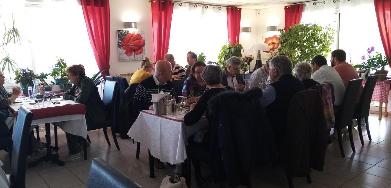 Le Grand Jardin Otel Aujargues Dış mekan fotoğraf
