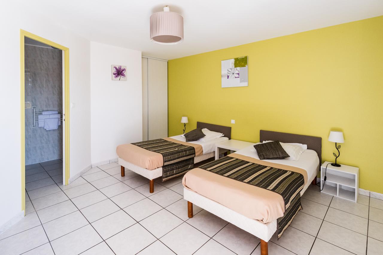 Le Grand Jardin Otel Aujargues Dış mekan fotoğraf