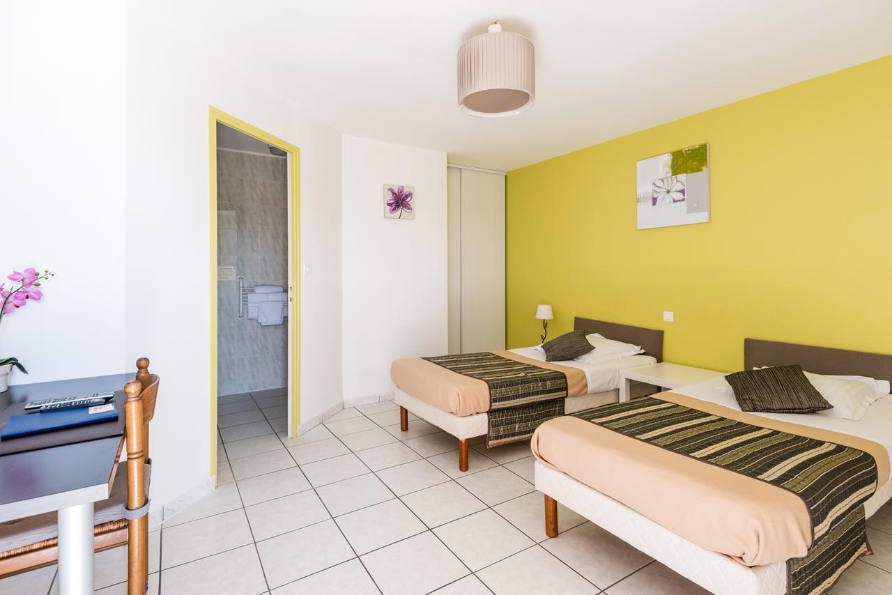 Le Grand Jardin Otel Aujargues Dış mekan fotoğraf