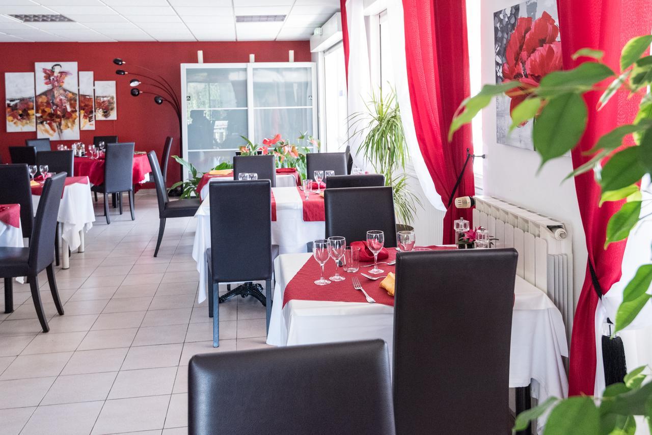 Le Grand Jardin Otel Aujargues Dış mekan fotoğraf