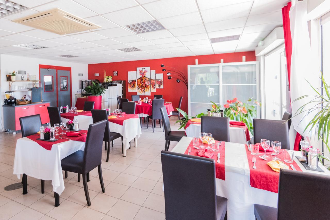 Le Grand Jardin Otel Aujargues Dış mekan fotoğraf