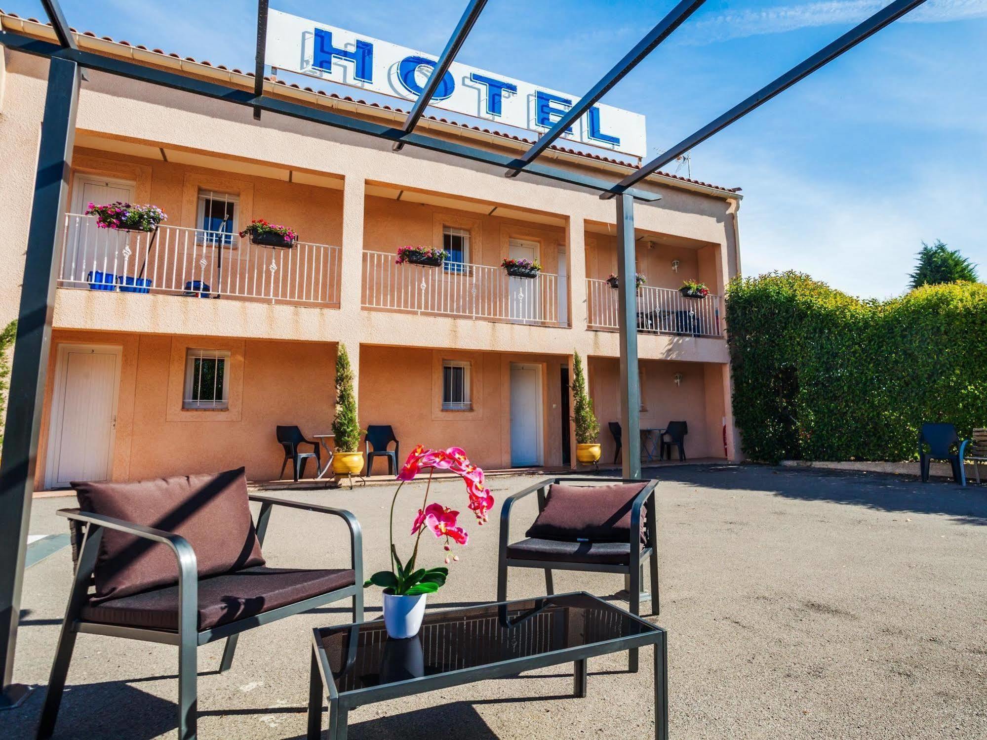 Le Grand Jardin Otel Aujargues Dış mekan fotoğraf